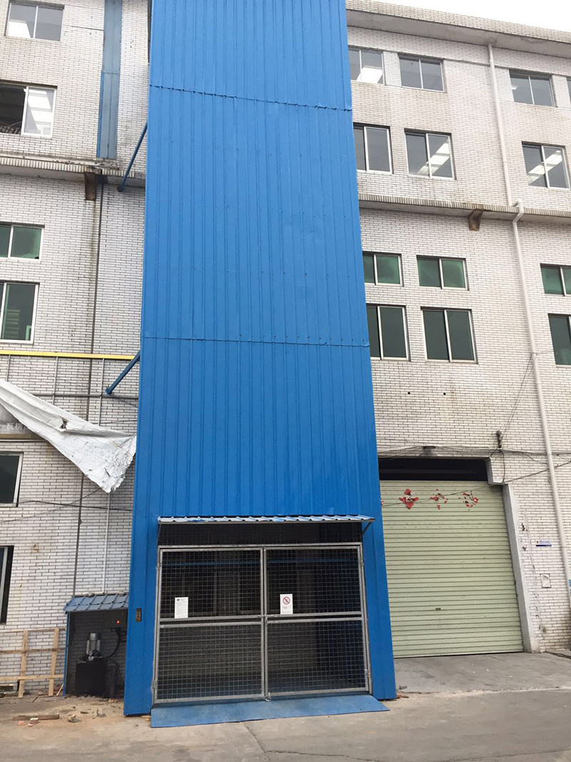 導軌式升降機